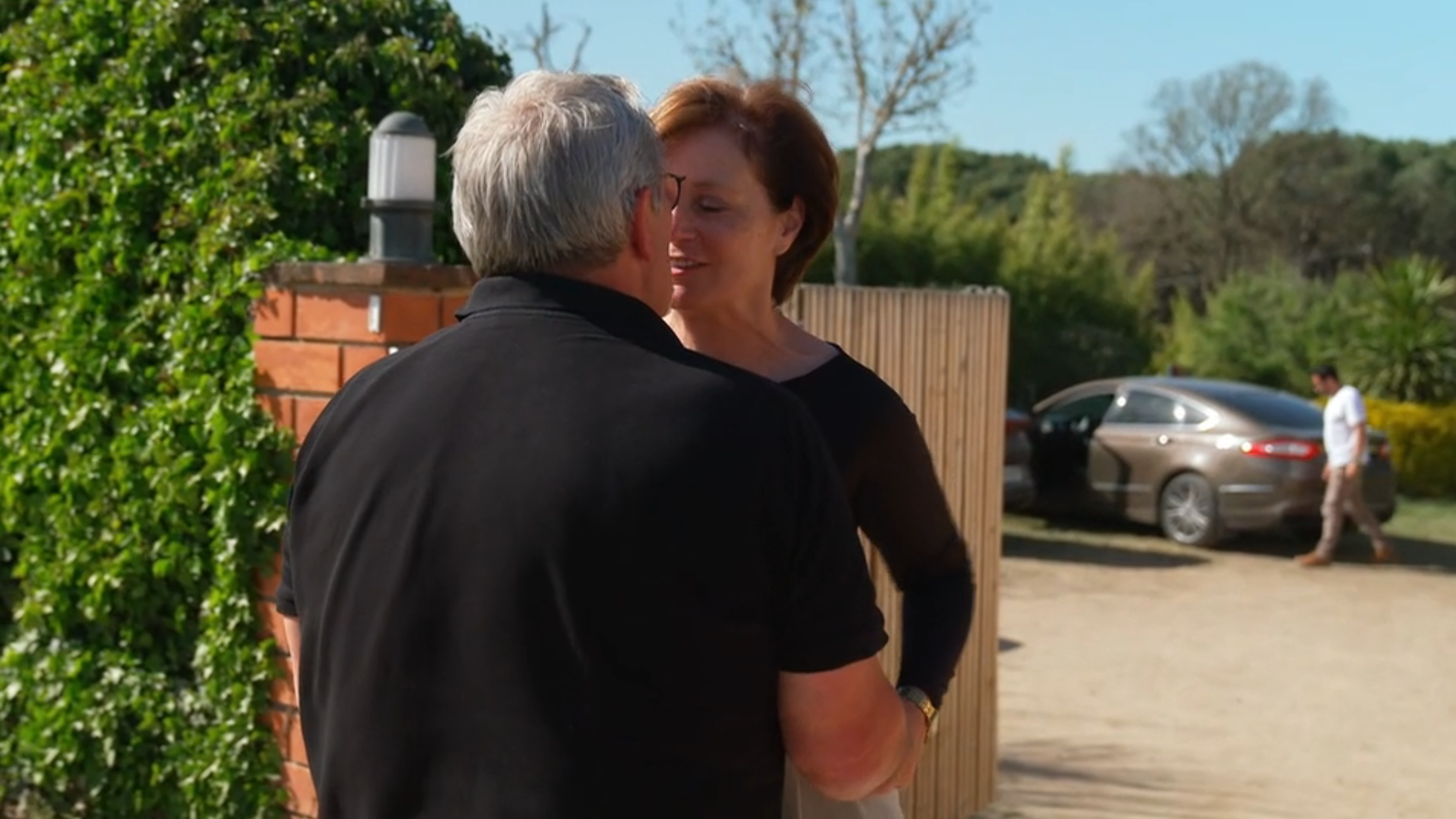 B&B vol liefde: Fred jaagt dierenvriendin Ellen weg uit Bonaire